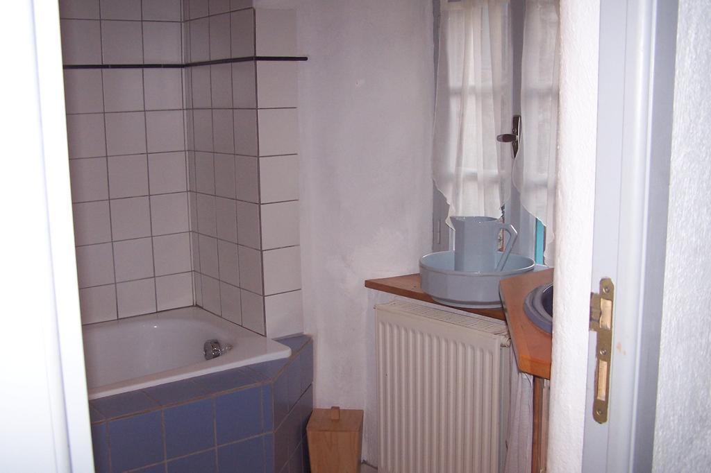 Salomony Chambre D'Hotes Marcols-les-Eaux 객실 사진
